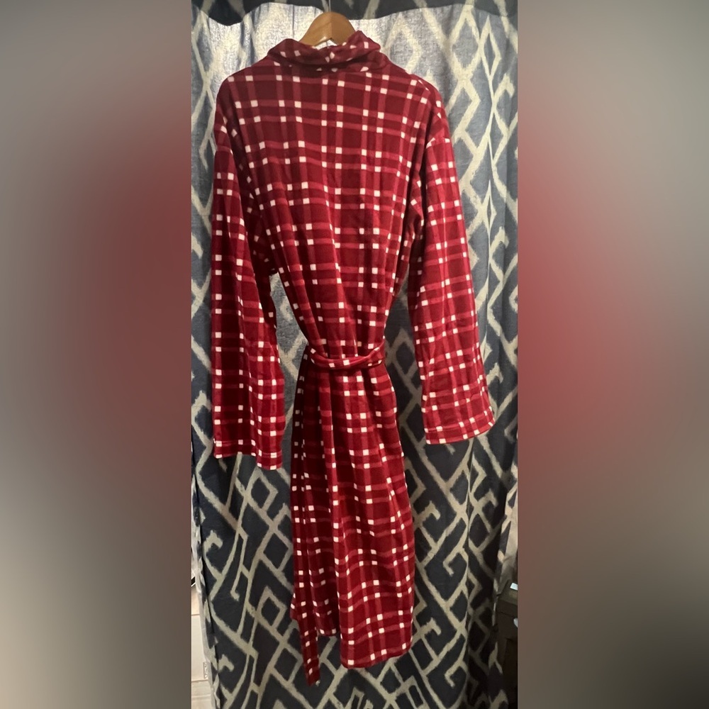 Goodfellow L/XL Red Plaid Bath Robe - Picture 3 of 6